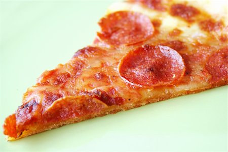 egypix (artist) - slice of pizza pepperoni Stockbilder - Microstock & Abonnement, Bildnummer: 400-04465529