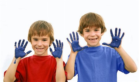 simsearch:400-04523345,k - Boys Hand Painting with Messy Blue Hands Foto de stock - Super Valor sin royalties y Suscripción, Código: 400-04465792