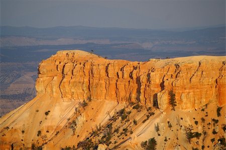 simsearch:400-03947799,k - Golden sunset over Bryce Bryce Canyon, Utah, USA Foto de stock - Royalty-Free Super Valor e Assinatura, Número: 400-04466069