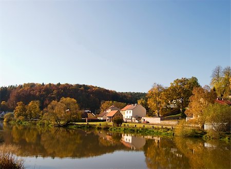 simsearch:400-04031749,k - A picturesque fall reflection of a quaint european village in Czech Stockbilder - Microstock & Abonnement, Bildnummer: 400-04466525
