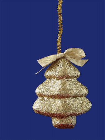 simsearch:400-03932462,k - small golden christmas fir decoration Stockbilder - Microstock & Abonnement, Bildnummer: 400-04468119