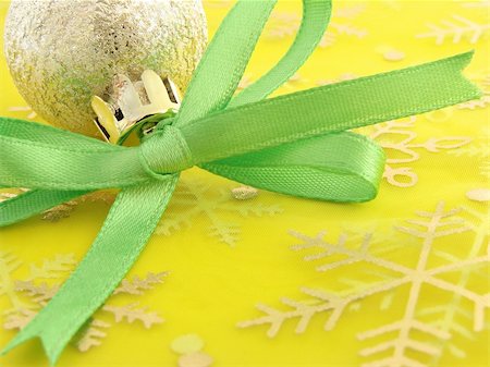 simsearch:400-06430253,k - colorful christmas background with bauble Stock Photo - Budget Royalty-Free & Subscription, Code: 400-04460563