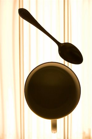 simsearch:400-05311347,k - silhouette of Coffee cup and the spoon Stock Photo - Budget Royalty-Free & Subscription, Code: 400-04475410