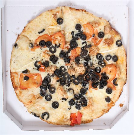 simsearch:400-04277027,k - pizza in the box on the white background Foto de stock - Royalty-Free Super Valor e Assinatura, Número: 400-04478261