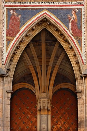 simsearch:400-04923698,k - The southern gates of St.Vitus cathedral in Prague. Stock Photo - Budget Royalty-Free & Subscription, Code: 400-04479414