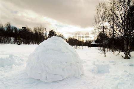 simsearch:400-04520291,k - Igloo detail image in a snowy landscape Stockbilder - Microstock & Abonnement, Bildnummer: 400-04470096