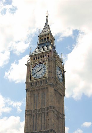 simsearch:400-04941814,k - Big Ben early afternoon with cloudy blue sky taken from Parliament Square Photographie de stock - Aubaine LD & Abonnement, Code: 400-04473797