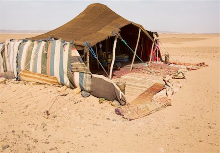 The bedouins tent in the sahara, morocco Stock Photo - Budget Royalty-Free & Subscription, Code: 400-04486789