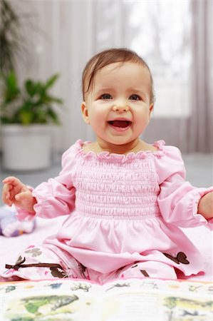 simsearch:400-04161658,k - Portraitof cute baby laughing Fotografie stock - Microstock e Abbonamento, Codice: 400-04486899