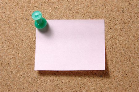 simsearch:400-04497952,k - Red post-it note with green pushpin on corkboard Stock Photo - Budget Royalty-Free & Subscription, Code: 400-04488001