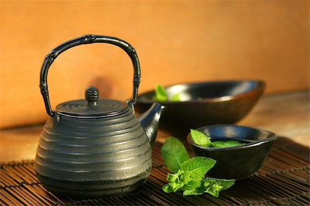 Japanese teapot and cup with mint tea Stock Photo - Budget Royalty-Free & Subscription, Code: 400-04488505