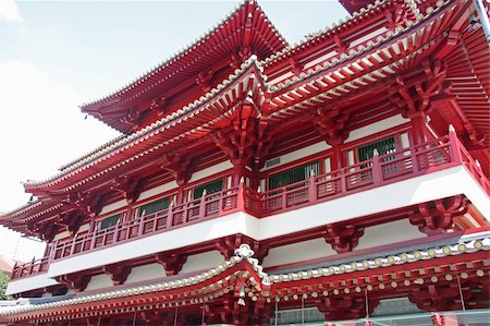 simsearch:673-02140656,k - Architectural detail of  traditional chinese temple  rooftop against sky Stockbilder - Microstock & Abonnement, Bildnummer: 400-04488922