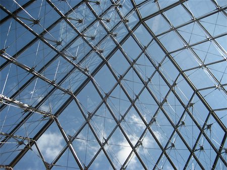 pyramid glass ceilings - Inside Louvre Pyramid, Paris Photographie de stock - Aubaine LD & Abonnement, Code: 400-04489968