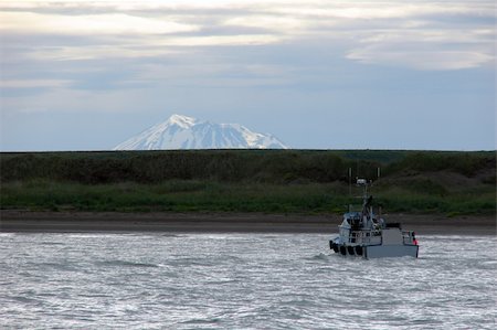 Ugashik is the fishing district next to the Village of Pilot Point, Alaska. Photographie de stock - Aubaine LD & Abonnement, Code: 400-04483709