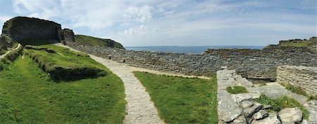 tintagel castle the cornish coast cornwall england uk Stock Photo - Budget Royalty-Free & Subscription, Code: 400-04495046