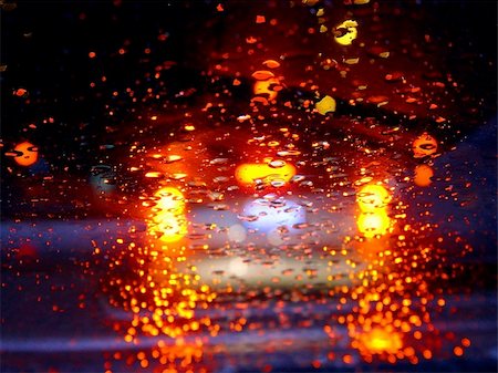 Driving in the rain at night Stockbilder - Microstock & Abonnement, Bildnummer: 400-04495541