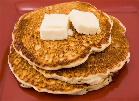 simsearch:400-05255035,k - Close-up of stack of pancakes with butter. Stock Photo - Budget Royalty-Free & Subscription, Code: 400-04499534