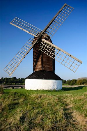 simsearch:400-06101286,k - the oldest windmill in england in pitstone hertfordshire Stock Photo - Budget Royalty-Free & Subscription, Code: 400-04490046