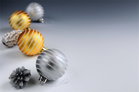 spheres and cones - Christmas arrangement with glass bauble ornaments and pine cones, background Stock Photo - Budget Royalty-Free & Subscription, Code: 400-04490668