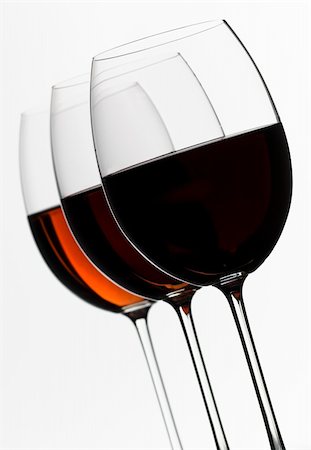 3 glasses of delicious red wine over white Foto de stock - Super Valor sin royalties y Suscripción, Código: 400-04493053