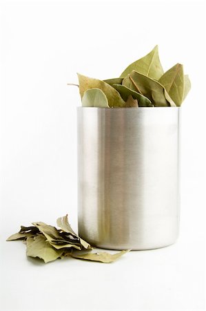 simsearch:400-03986789,k - Bulk Bay Leaves (Laurus nobilis) Photographie de stock - Aubaine LD & Abonnement, Code: 400-04493901