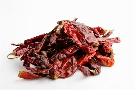 simsearch:400-03986789,k - Large dried chillies in a can. Photographie de stock - Aubaine LD & Abonnement, Code: 400-04493903