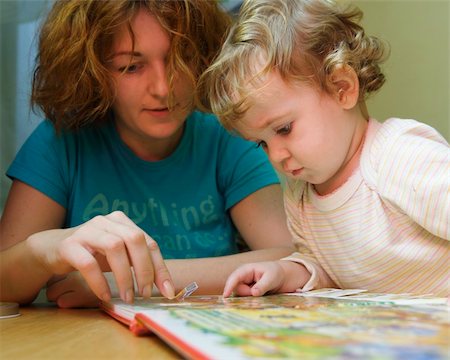 simsearch:400-05329645,k - A mother is teaching her child. Stock Photo - Budget Royalty-Free & Subscription, Code: 400-04500707