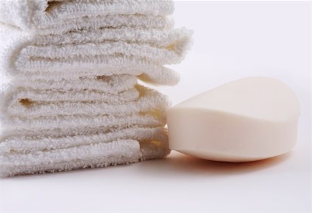 simsearch:400-04501066,k - White towels and soap on a white background Stock Photo - Budget Royalty-Free & Subscription, Code: 400-04501013