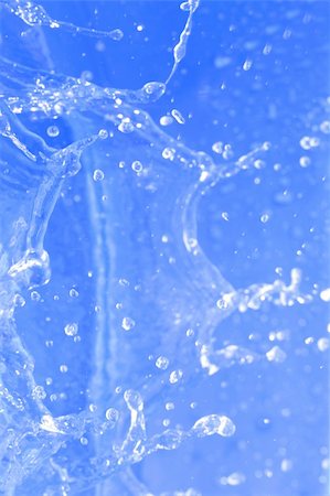 simsearch:400-03966401,k - Macro image of water drops Stock Photo - Budget Royalty-Free & Subscription, Code: 400-04502188