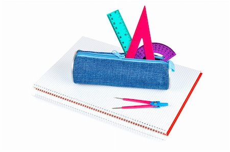 simsearch:400-09186322,k - A blue pencil case with school supplies on a notebook Photographie de stock - Aubaine LD & Abonnement, Code: 400-04502766