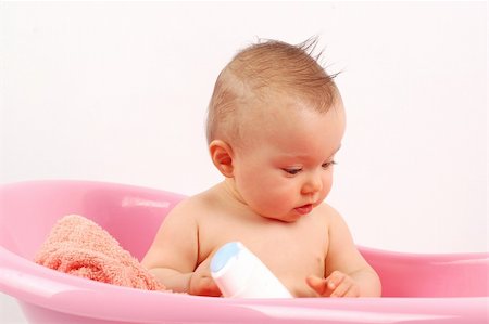 simsearch:400-05010125,k - baby bath #16 Photographie de stock - Aubaine LD & Abonnement, Code: 400-04514729