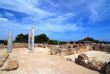 simsearch:400-04515946,k - Ancient Sardinian ruins of Nora with sea and lighthouse Foto de stock - Super Valor sin royalties y Suscripción, Código: 400-04515949