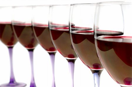 simsearch:400-04846972,k - glasses of red and white wine, on white Stock Photo - Budget Royalty-Free & Subscription, Code: 400-04517004