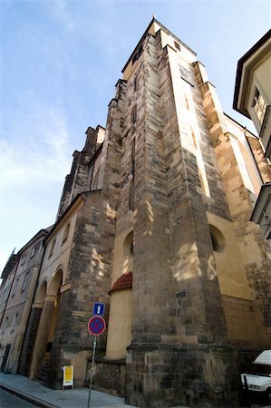 simsearch:862-08699023,k - Detail of St. Giles Church, Prague, Czech Republic. Foto de stock - Super Valor sin royalties y Suscripción, Código: 400-04517517