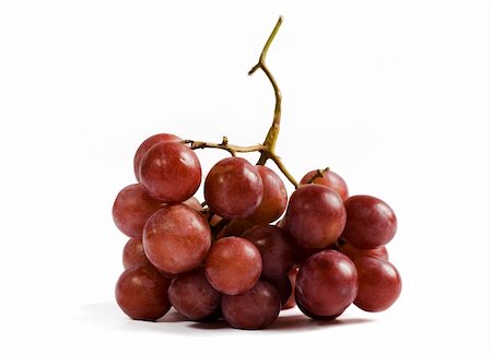 simsearch:400-04610449,k - Bunch of red grapes isolated on white background. Clipping path included Foto de stock - Super Valor sin royalties y Suscripción, Código: 400-04517565