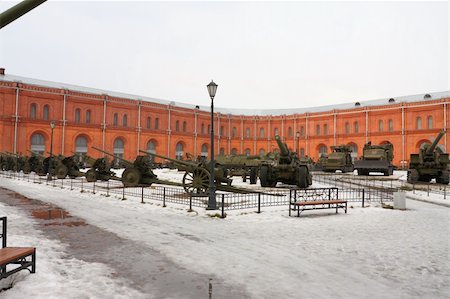 simsearch:400-06091788,k - The Soviet and Russian military technics. Russia, St.-Petersburg, March 2008 Fotografie stock - Microstock e Abbonamento, Codice: 400-04519398