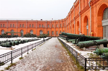 simsearch:400-06091788,k - The Soviet and Russian military technics. Russia, St.-Petersburg, March 2008 Fotografie stock - Microstock e Abbonamento, Codice: 400-04519417