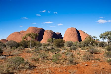 parque nacional kata tjuta - Uluru Kata Tjuta National Park, Australia with Mount Olga in the distance. Foto de stock - Super Valor sin royalties y Suscripción, Código: 400-04510219