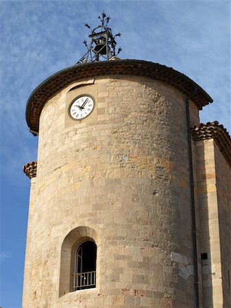 french riviera - View of the Templar Tower in the city of Hyeres Foto de stock - Super Valor sin royalties y Suscripción, Código: 400-04511086