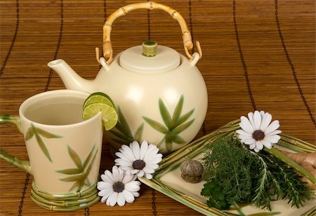 Relaxing herbal white tea ready for spa customers Stock Photo - Budget Royalty-Free & Subscription, Code: 400-04511632