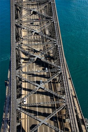 simsearch:400-04379488,k - Aerial view of detail of Sydney Harbour Bridge in Sydney, Australia. Foto de stock - Super Valor sin royalties y Suscripción, Código: 400-04512384