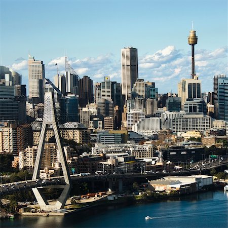 simsearch:400-04006297,k - Aerial view of Anzac Bridge and buildings in Sydney, Australia. Foto de stock - Royalty-Free Super Valor e Assinatura, Número: 400-04512380