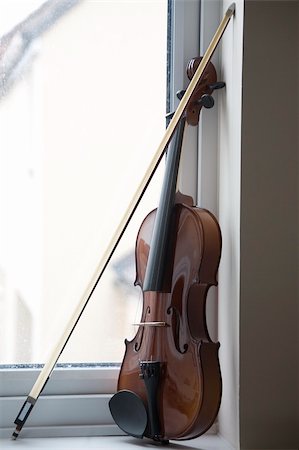 simsearch:400-05134845,k - violin Stock Photo - Budget Royalty-Free & Subscription, Code: 400-04513018