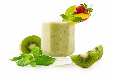 simsearch:400-03918701,k - A glass of kiwi smoothie isolated on white background Foto de stock - Royalty-Free Super Valor e Assinatura, Número: 400-04513263