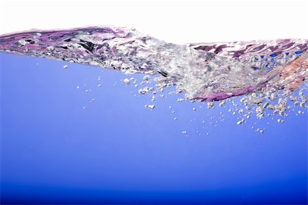 simsearch:400-04530350,k - A water surface detail image with bubbles Stockbilder - Microstock & Abonnement, Bildnummer: 400-04524077