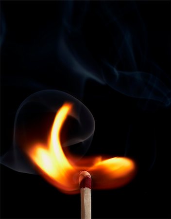 close up macro of a match on fire Photographie de stock - Aubaine LD & Abonnement, Code: 400-04524974
