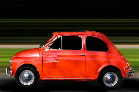 simsearch:400-09095003,k - Fast car moving with motion blur Stockbilder - Microstock & Abonnement, Bildnummer: 400-04526109