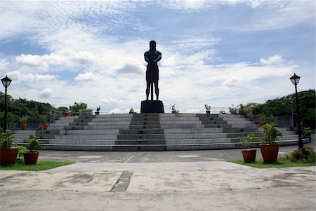 Monument on the square in Manila, Philippines Foto de stock - Super Valor sin royalties y Suscripción, Código: 400-04526273