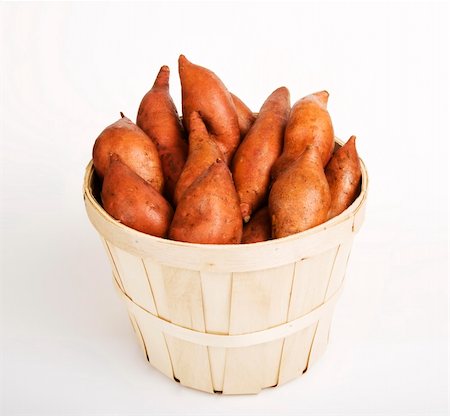 potato skins - Red Sweet Potatoes gathered in a Woven Basket Stock Photo - Budget Royalty-Free & Subscription, Code: 400-04526589