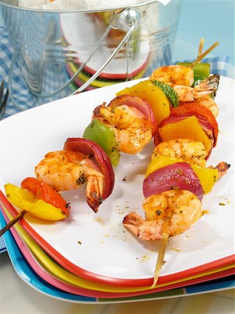 simsearch:400-07479107,k - Shrimp kebabs with colorful bell peppers and red onions. Stock Photo - Budget Royalty-Free & Subscription, Code: 400-04527207